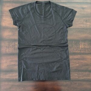 Lululemon short sleeve Swiftly - Black